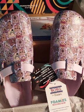 Skechers BOBS Pink Multi Dog-Print Foamies Clogs Brand new never worn.